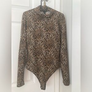 Wild Fable Leopard Print Turtleneck Style Bodysuit Large